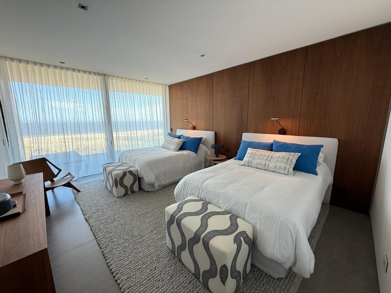 Unico y espectacular departamento en The Colette Residences. 
